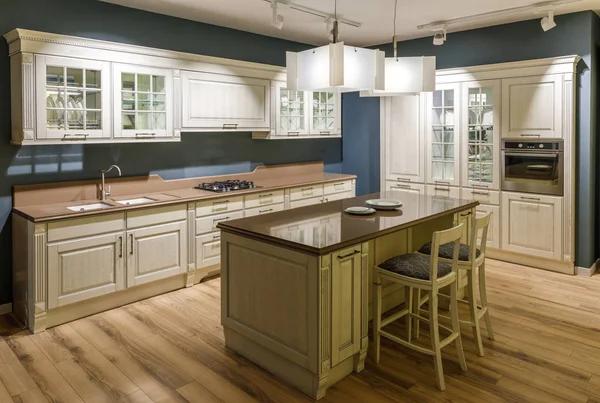 Trusted Cabinet Maker Scottsdale for Custom Home Projects