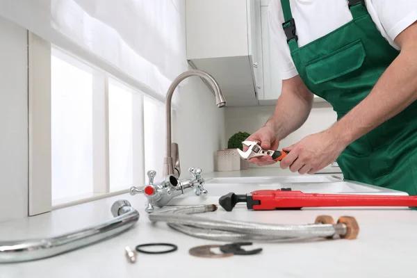 How to Find the Best Plumber Severna Park Service for Emergency Repairs