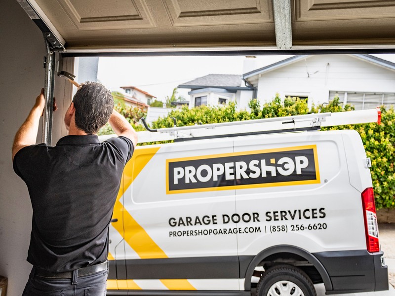 Emergency garage door repair Available 24/7