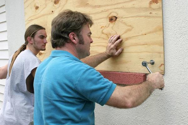 Hurricane Protection for Windows That Helps Reduce Storm Damage